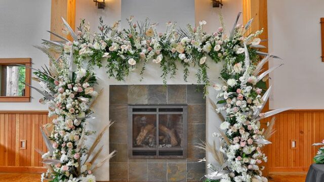 P&V Bridal – Petals & Vines